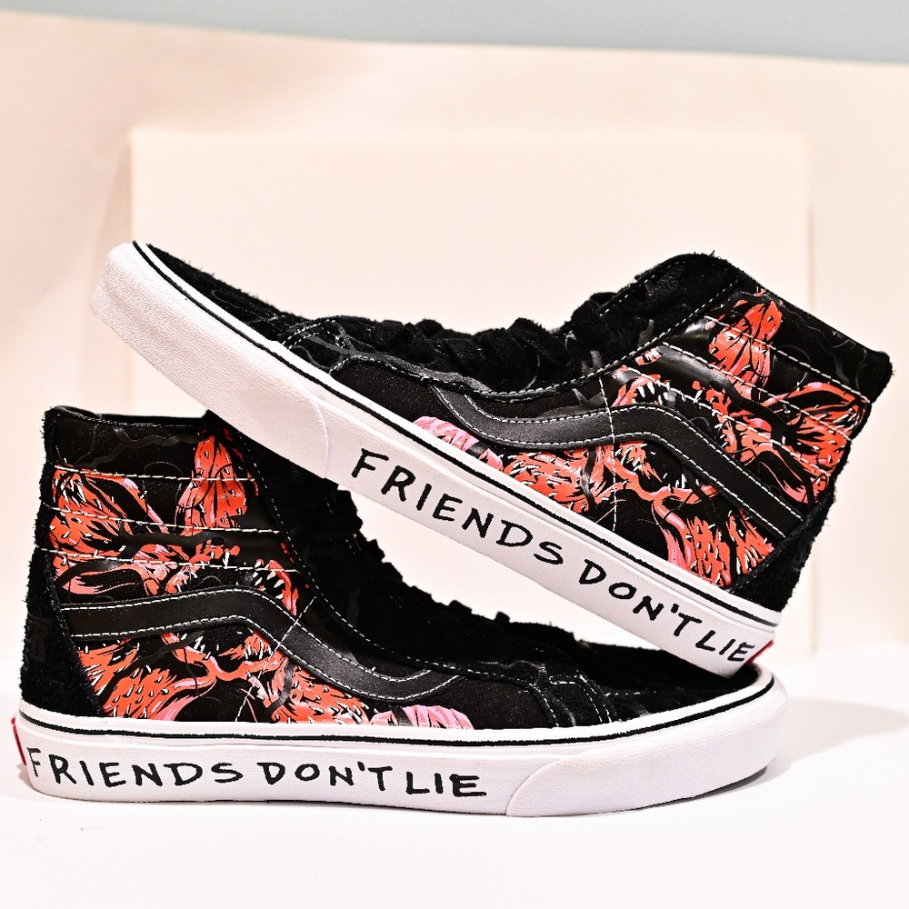 NWT VANS x Stranger Things Sk8-Hi Reissue Men's Size 9.5